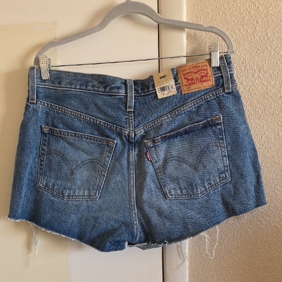 Levi's 501® Original Fit High-Rise Women's Jean Shorts - Picture 6 of 6